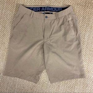 Under Armour Golf Loose Fit Heatgear Khaki's 32